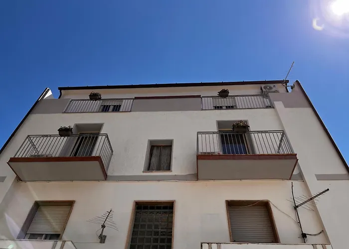 B&B Ebo\'